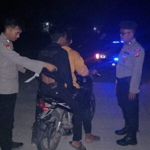 Dalam rangka mengantisipasi adanya balap liar jajaran Polsek Mesuji Timur melaksanakan KRYD patroli malam