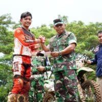 Gubernur Akmil Buka Kejuaraan Grasstrack dan Enduro Akmil 2025