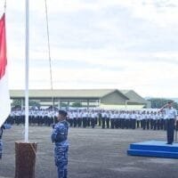 Kepala Dinas Operasi Lanud Sultan Hasanuddin Pimpin Upacara Bendera Mingguan