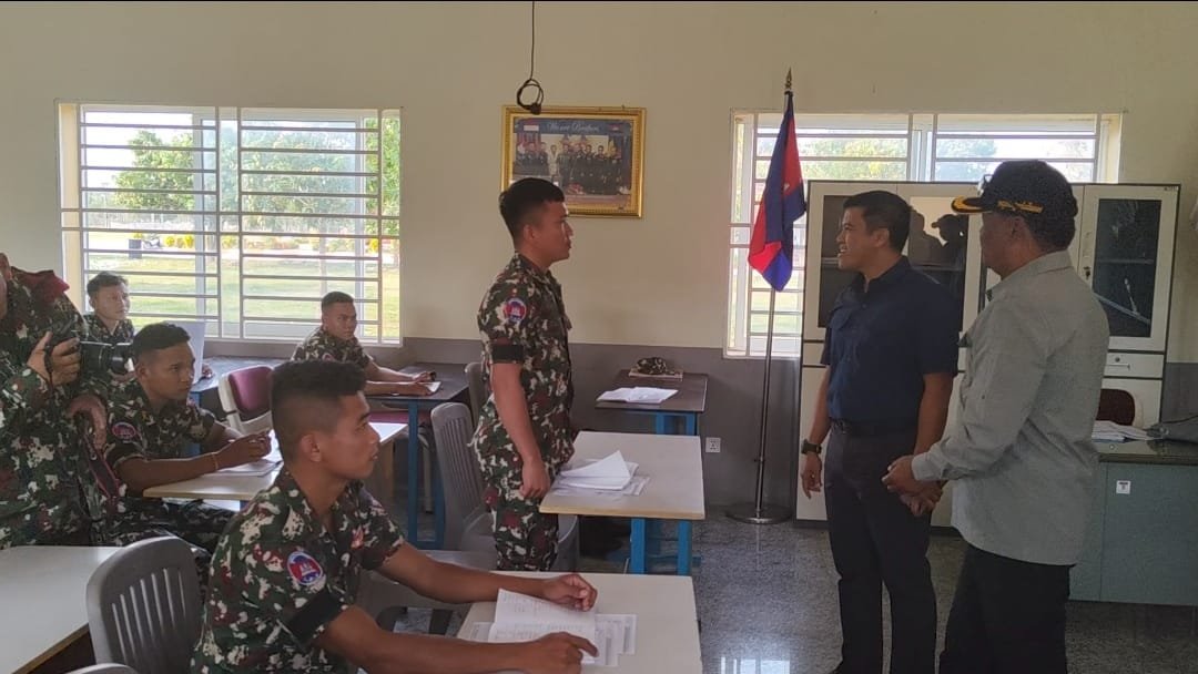 Penguatan Diplomasi Militer Oleh Kantor Athan RI Phnom Penh Melalui Penyediaan Kelas Bahasa Indonesia di Satuan Militer Kamboja