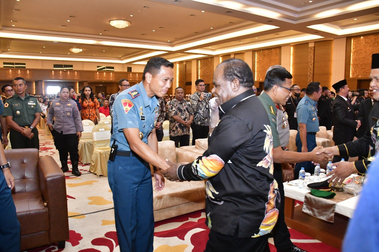 Dandenma Pasmar 3, Hadiri Acara Serah Terima Jabatan Kepala Daerah Kabupaten Sorong