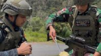 Gelar Pengobatan dan Bagi Makanan untuk Warga, Pos Kalisemen Satgas Yonif 112/DJ Dukung Kesehatan dan Jalin Kebersamaan di Bulan Suci Ramadhan