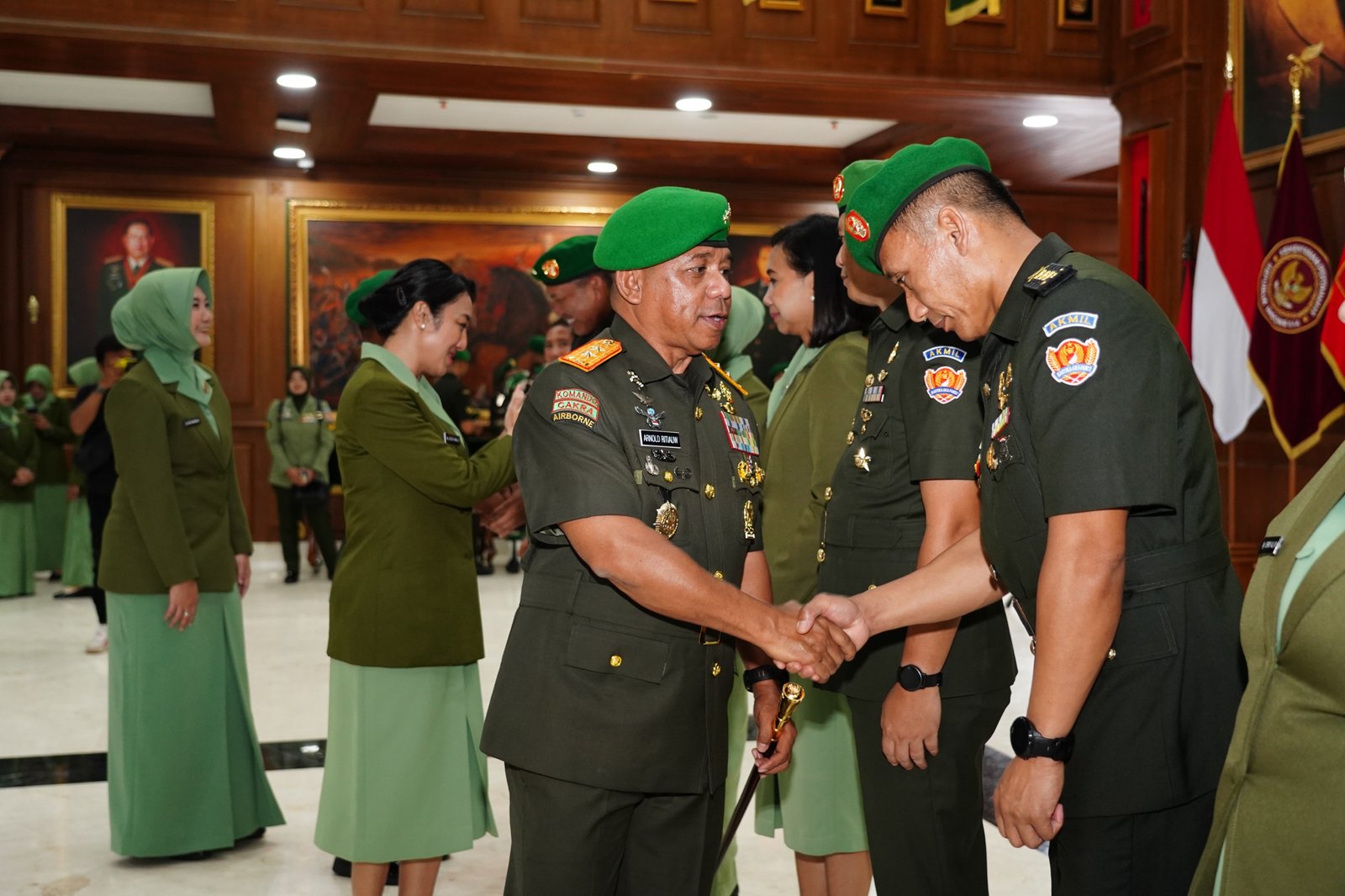 Gubernur Akmil Pimpin Sertijab dan Tradisi Warga Baru serta Pelepasan Pejabat Lama
