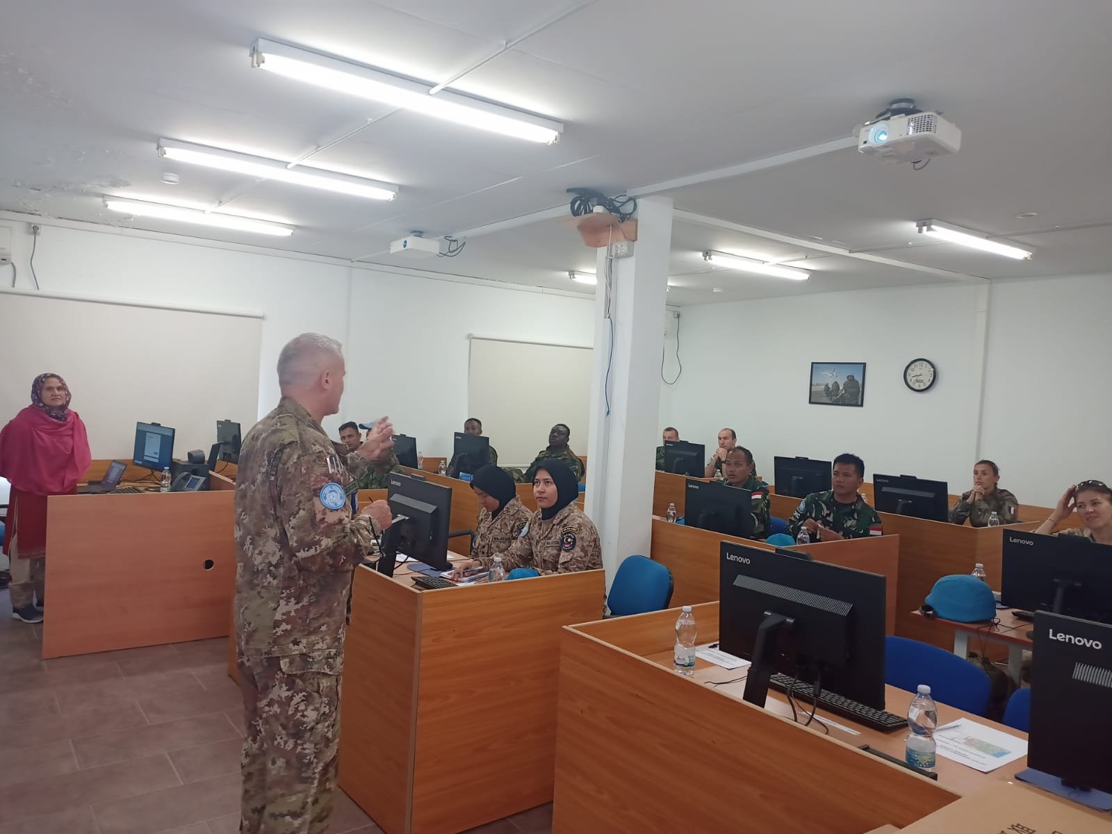 Satgas CIMIC XXXI-O Laksanakan VADB Training di Head Quarter, Old Camp, Naqoura