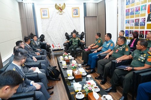 Tingkatkan Pertahanan Siber, Kasum TNI Terima Kunjungan Kepala Staf Digital Intelijen Militer Singapura
