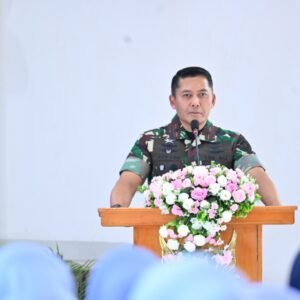 Danlanud Laksanakan Halal Bihalal Dengan Pengurus PIA Ardhya Garini Cabang 7/D.II Lanud Sultan Hasanuddin