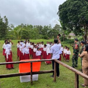 Satgas Yonif 312/KH Tanamkan Semangat Belajar Lewat Sentuhan Psikologi Lapangan