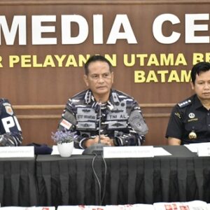 Kolaborasi TNI AL dan Bea Cukai Gagalkan Penyelundupan Rokok Ilegal di Batam