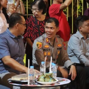 Kapolres Probolinggo Kota Pimpin Pengamanan Event Larasari di Klenteng Tri Dharma