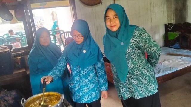 TP PKK Desa Kedawung, Kuripan Dorong UMKM Lewat Jamu Tradisional