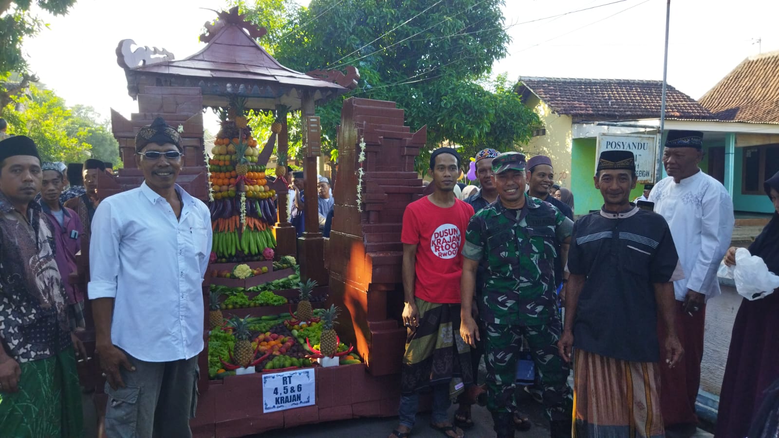 Koramil Krejengan Kawal Selamatan Desa, Jamin Keamanan Warga Lancar