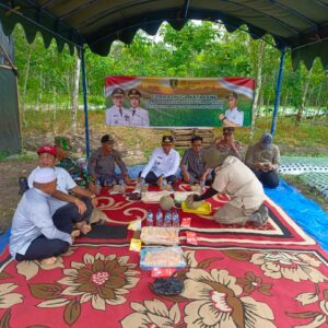 Tabalong SMART: Petani Pugaan Sukses Panen Melon, TNI dan Pemda Hadir Beri Semangat