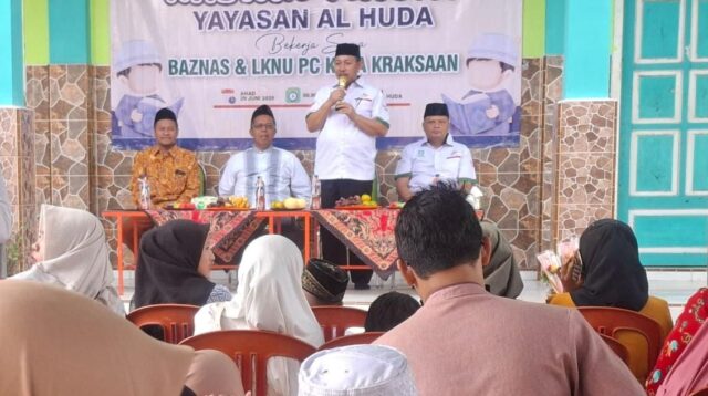 Rangkul LKNU Kraksaan, Baznas Gelar Khitanan Massal