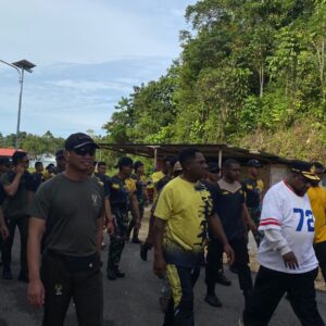 Polres Maybrat Gelar Olahraga Bersama dan Bagikan Doorprize Meriah sebagai Wujud Kepedulian dan Keakraban Sambut Hari Bhayangkara ke-79