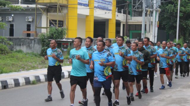 Kodim 1008/Tabalong Gelar Lari Pagi Bersama untuk Jaga Kebugaran Prajurit