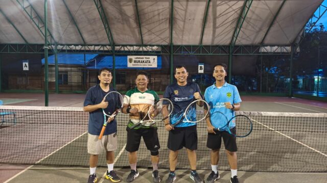 Main Tenis, Dandim 1002/HST Eratkan Kebersamaan dengan Rakat Jaya