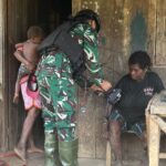 Pelayanan Kesehatan Gratis Untuk Masyarakat Di Perbatasan Dari Satgas Pamtas RI-PNG Yonif 410/Alugoro