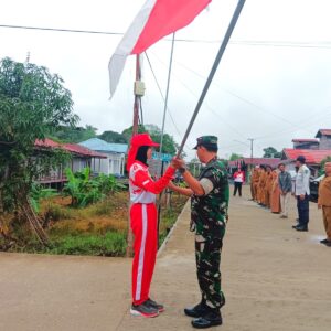 Danramil Muara Muntai: Pemasangan Bendera Merah Putih Bentuk Semangat Nasionalisme Mengisi Kemerdekaan