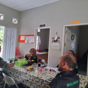 Babinsa Lakukan Komsos Bersama BPD, Wujud Sinergi Bersama Pemerintahan Desa