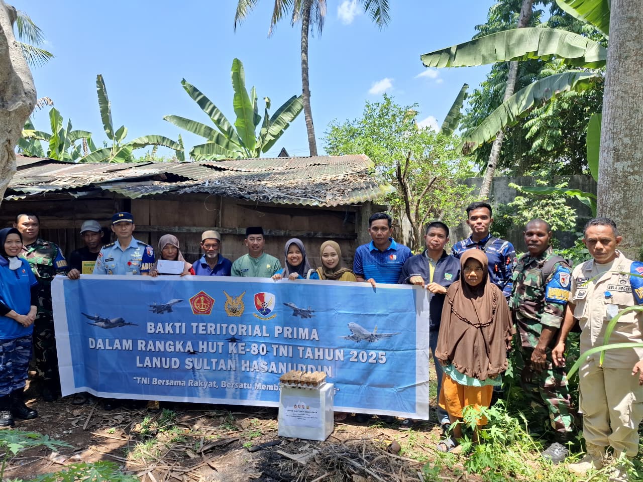 Lanud Sultan Hasanuddin Tebar Kepedulian, Salurkan Tali Asih di Momen HUT Ke-80 TNI