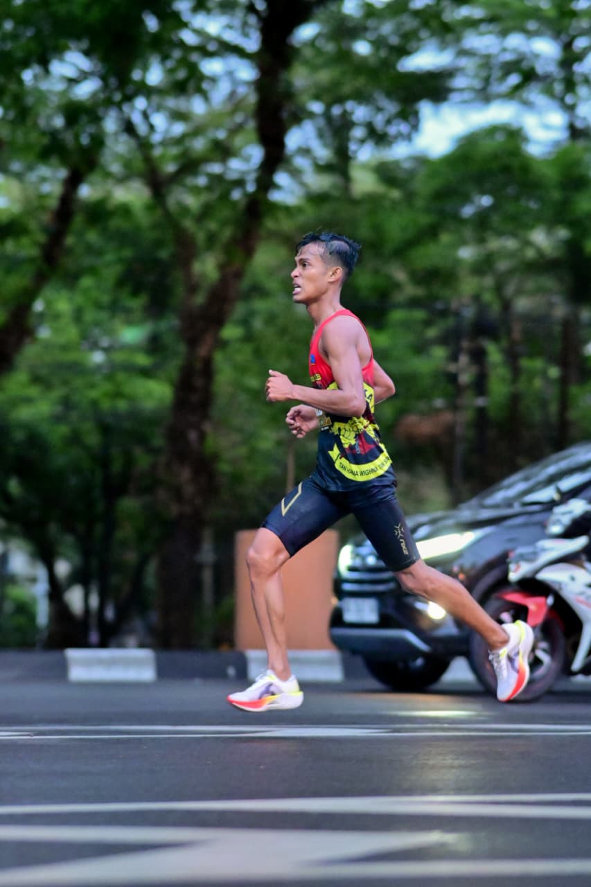 Prajurit Satkopaska Koarmada III Raih Juara III Marathon Elite HUT Ke-80 TNI