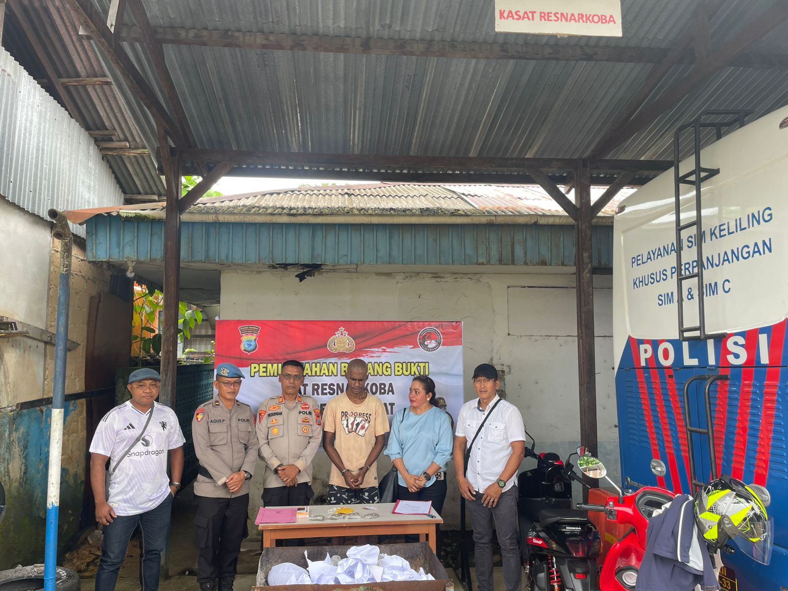 Polres Maybrat Musnahkan Ganja, Tegaskan Perang Lawan Narkoba