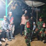 Sinergi TNI dan Masyarakat: Patroli Keamanan Wilayah Bangkat di Malam Hari