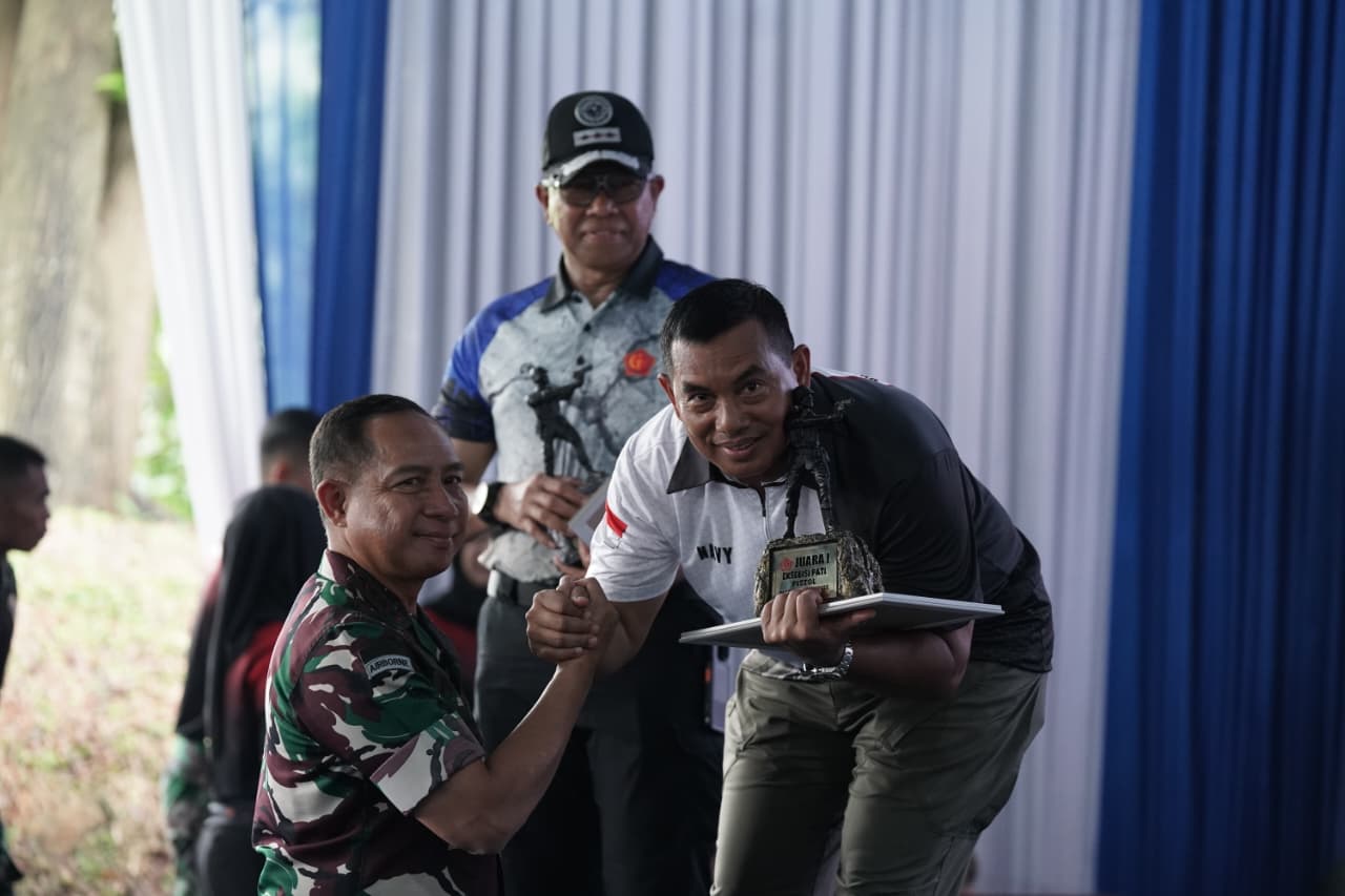 Panglima TNI Buka Open Tournament Lomba Menembak Piala Panglima TNI 2025