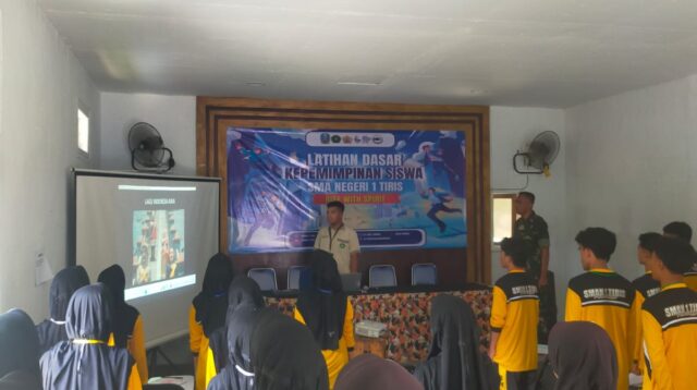 Cetak Generasi Tangguh, Koramil Tiris Didik Siswa SMAN Tentang Wawasan Kebangsaan