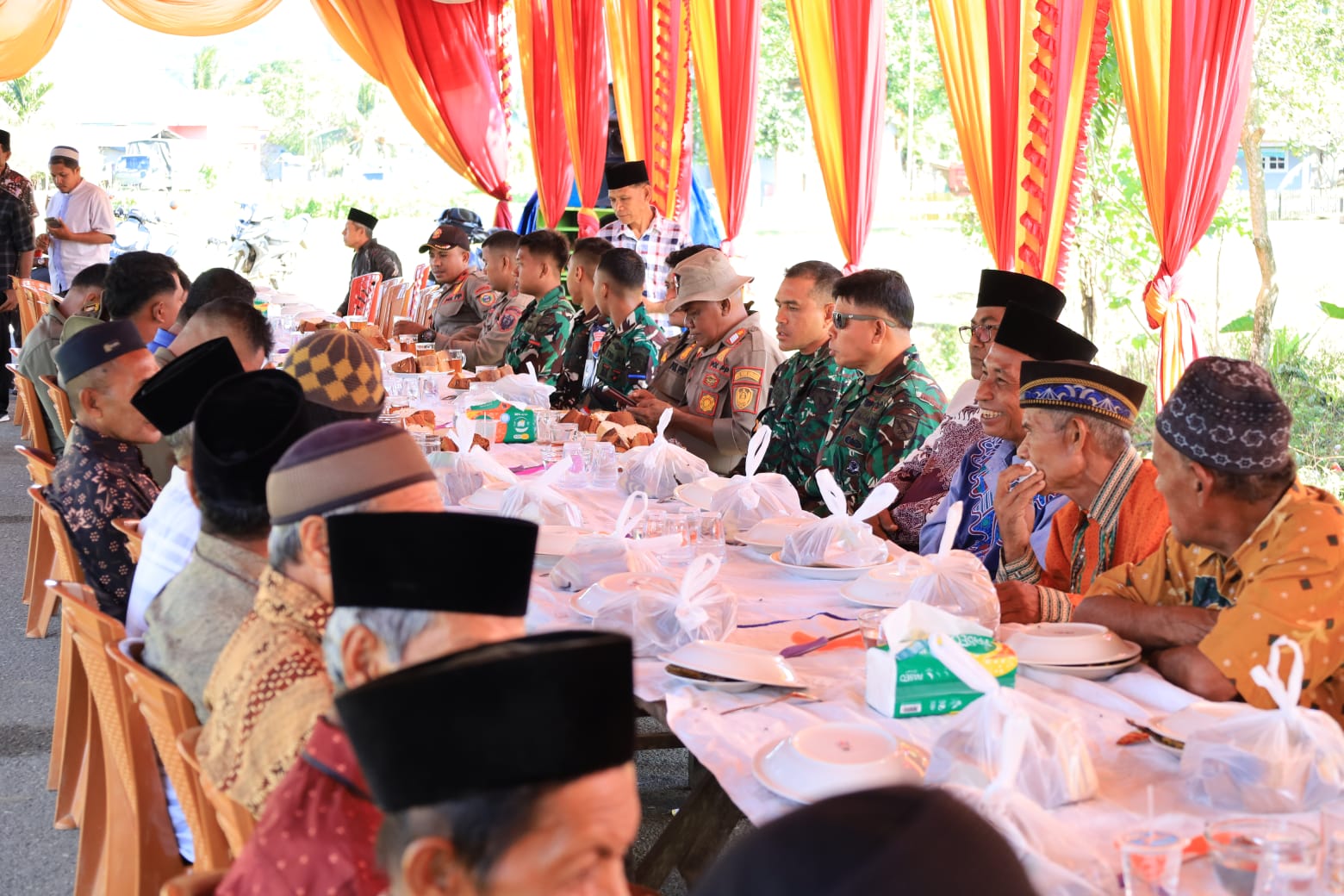 Tak Sekadar Membangun, Satgas TMMD Kodim 1505/Tidore Hadir Menyatuh Dengan Rakyat