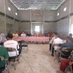 Kebersamaan Babinsa, Bhabinkamtibmas, dan Warga Juai dalam Menyusun Rencana Pembangunan Desa