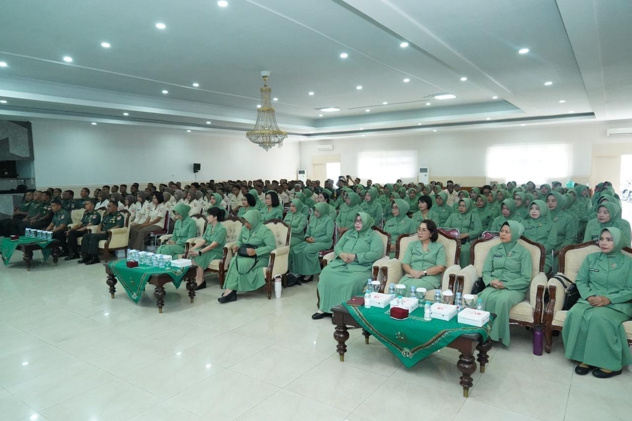 Gubernur Akademi Militer Beri Pengarahan Bintal Terpadu Bahas Dampak Smartphone, Judol, dan Pinjol