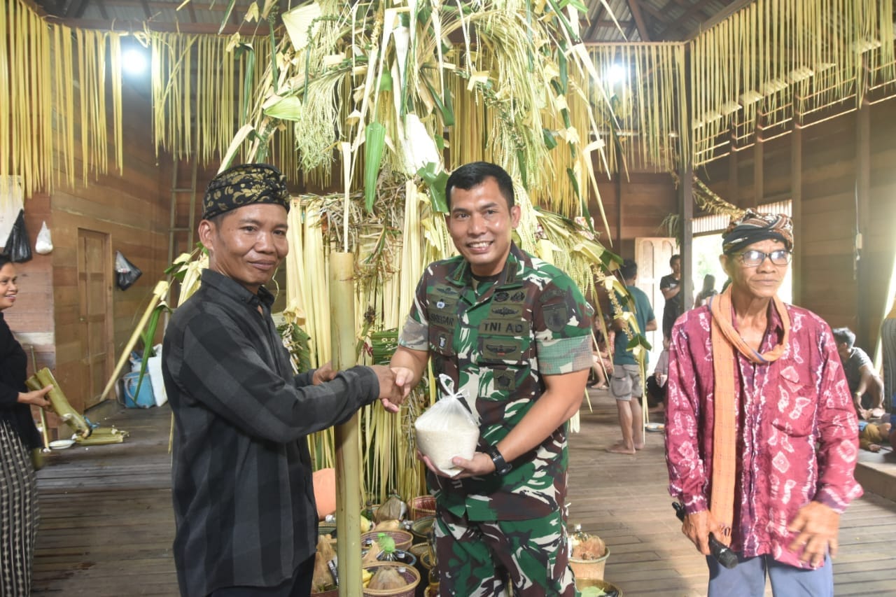 Dandim 1002/HST Hadiri Aruh Adat Bawanang di Balai Adat Kiyu, Hulu Sungai Tengah