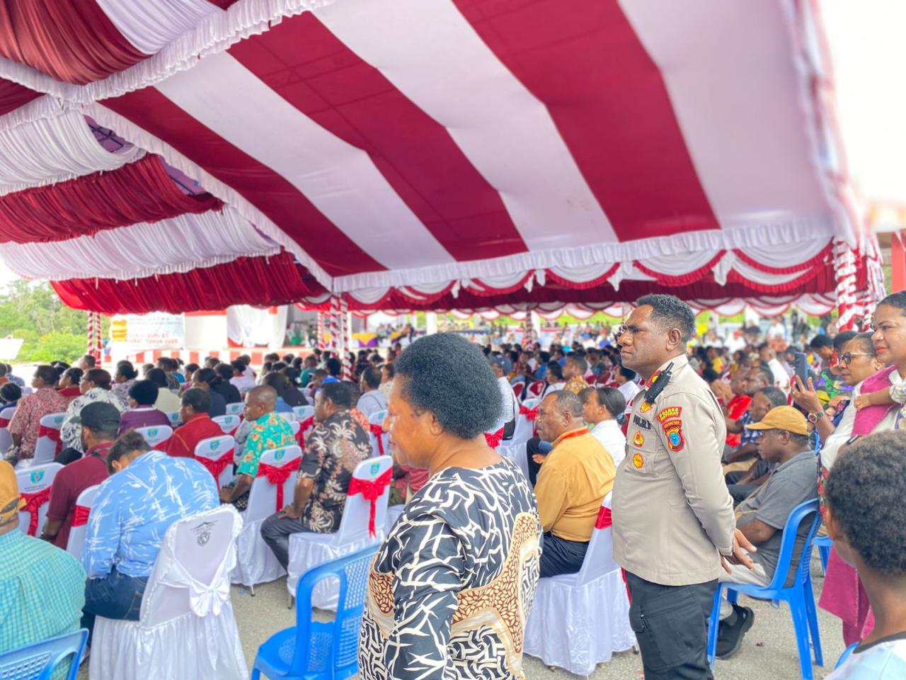 Gubernur Papua Barat Daya Hadiri Ibadah KKR HUT ke-74 Theofani di Maybrat