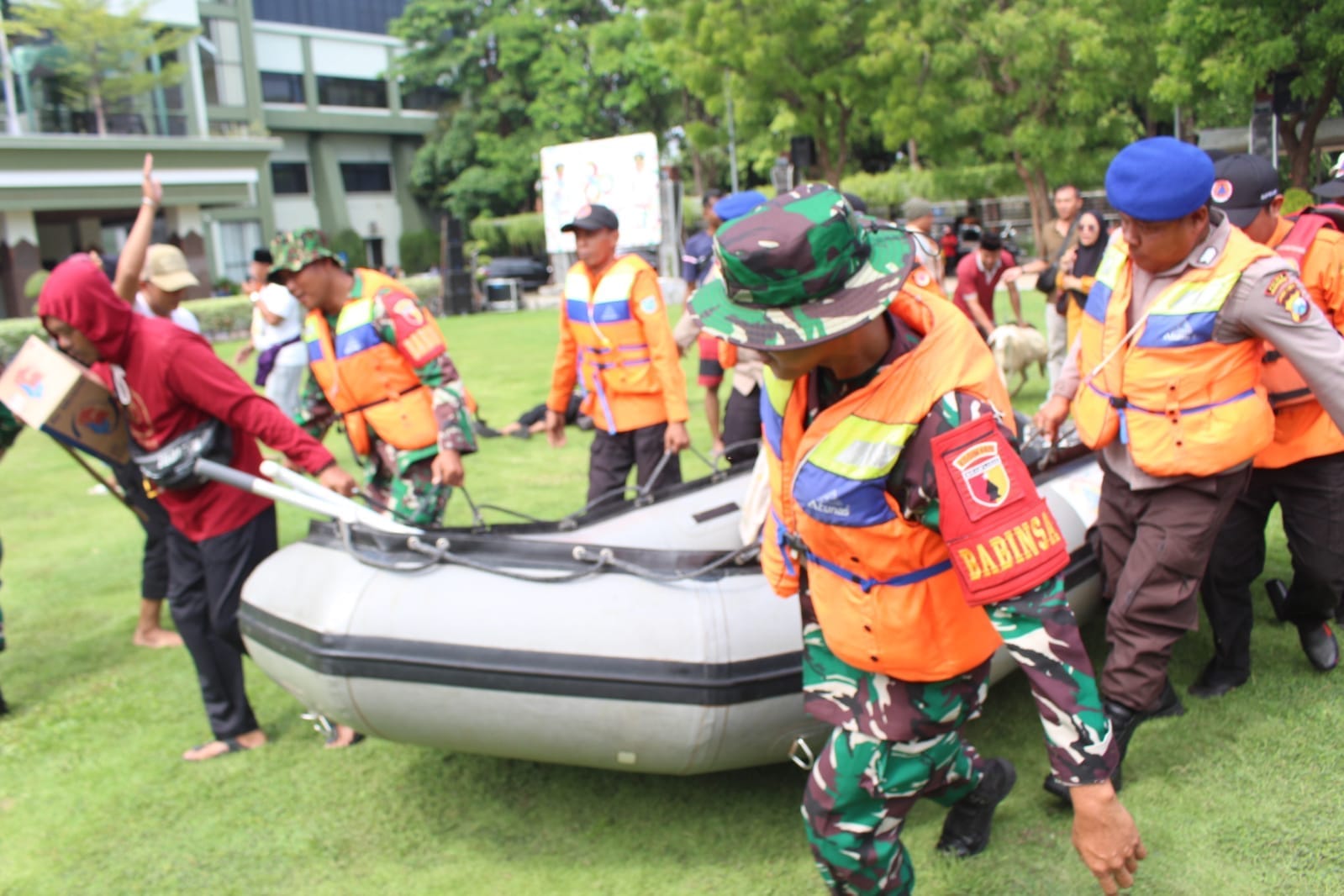 Sinergitas TNI, BPBD, dan Warga Probolinggo, Ciptakan Ketangguhan Menghadapi Bencana Alam