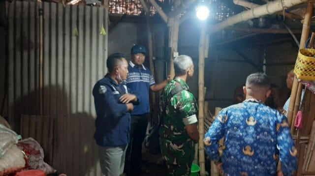 Perkuat Ketahanan Pangan, Koramil Dringu Dampingi Monev Peternakan Sapi 2025