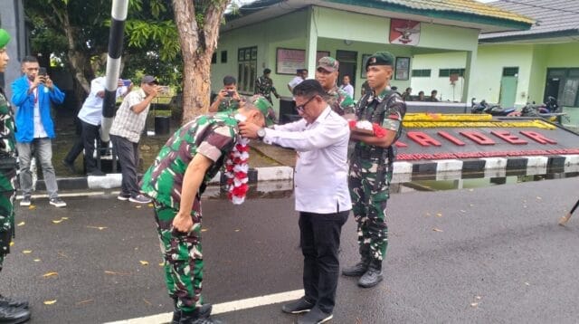 Dandim 1505/Tidore Sambut Kedatangan Personel Yon TP 866/Satria Gamrange dan Brigif TP 28/Bari Fola di Sofifi