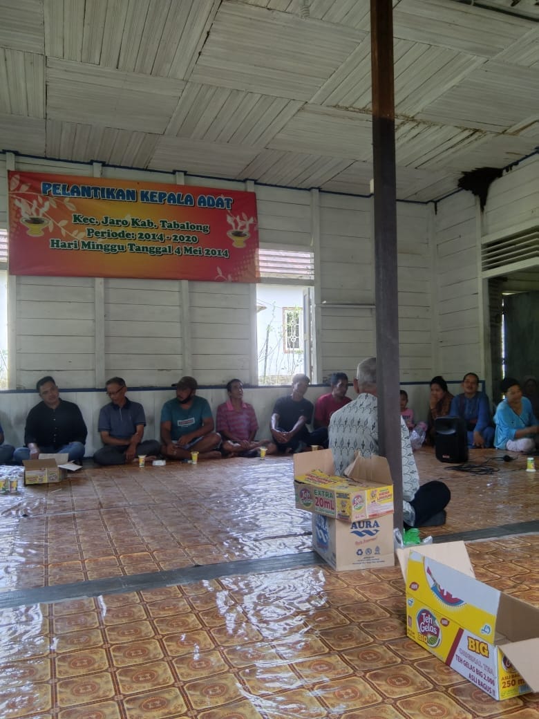 Serda Ari Suseno Ikuti Prosesi Pelantikan Ketua Adat Kecamatan Jaro di Balai Adat Garagata