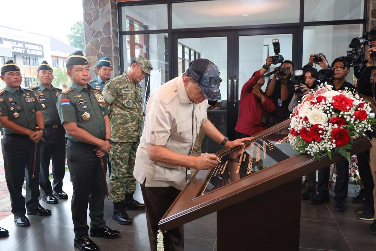 Menhan RI Resmikan Sekolah SePa PK TNI di KODIKLAT TNI