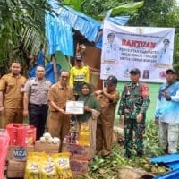 Sinergi TNI–Pemkab HST Bantu Warga Desa Kasarangan yang Tertimpa Musibah