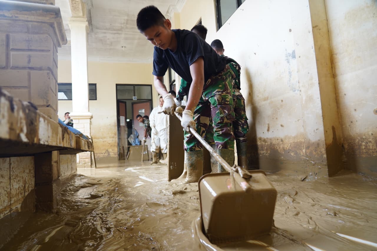 TNI Percepat Pemulihan RSUD Aceh Tamiang Usai Banjir dan Longsor