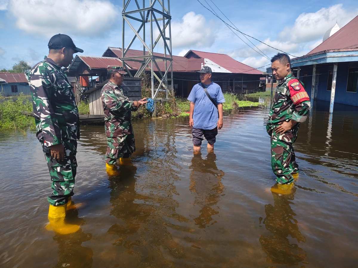 Banjir Masih Menggenang, Koramil 1002-08/LAU Siaga Pantau Perkembangan Situasi