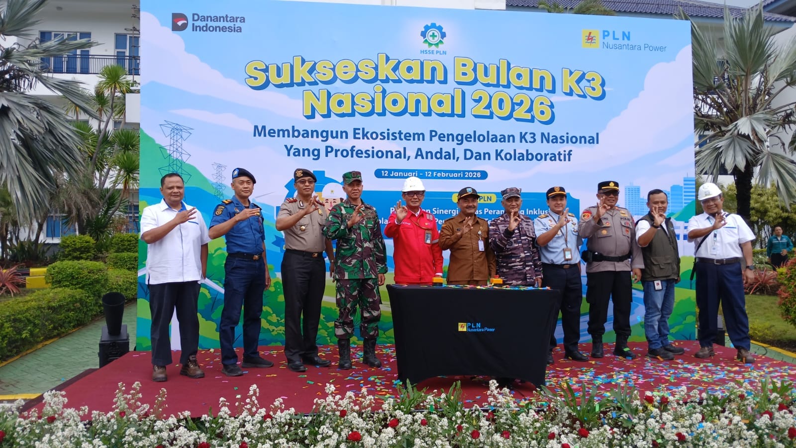 Koramil Paiton Menghadiri Apel Kesiapsiagaan Peringatan Bulan Keselamatan Dan Kesehatan Kerja Nasional Tahun 2026