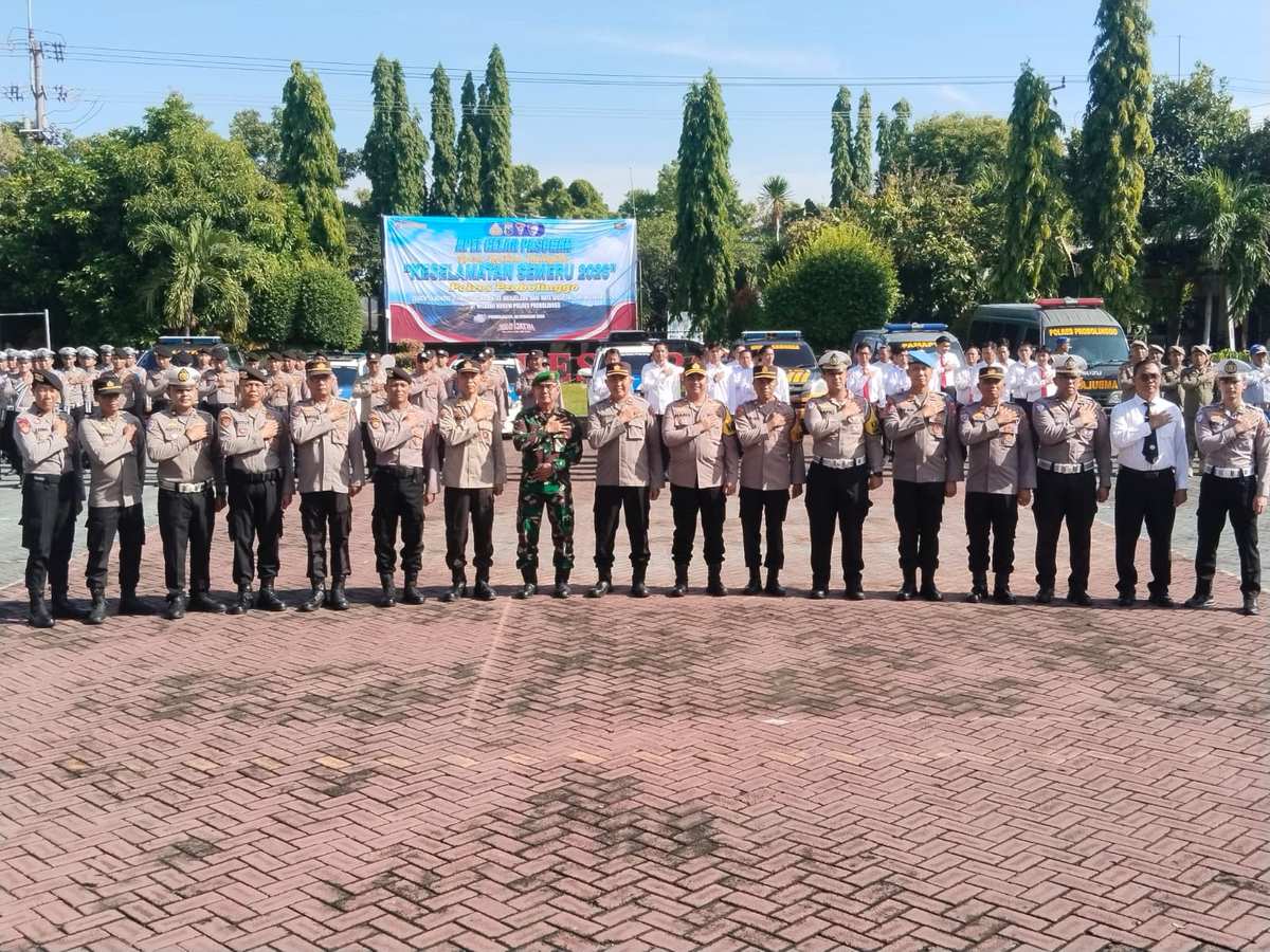 Danramil 0820-15/Pajarakan Kapten Cba Dandung Kusdiantoro Menghadiri Apel Gelar Pasukan Keselamatan Semeru 2026