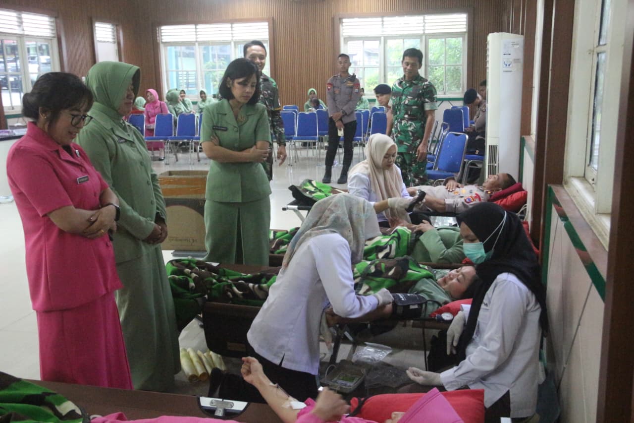 Wujud Kepedulian Kemanusiaan, Persit Kodim 1008/Tabalong Gelar Donor Darah