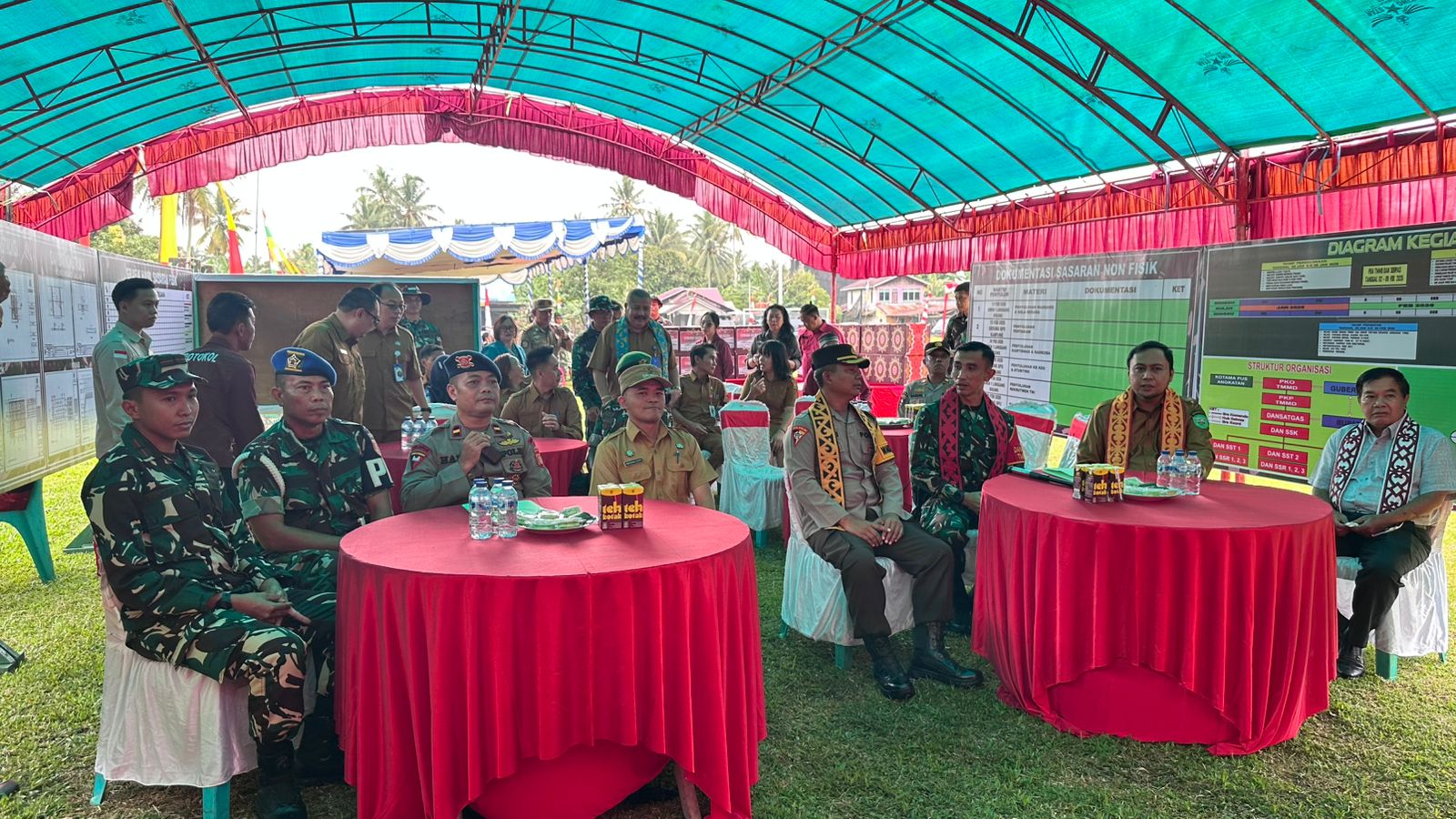 Sebelum Upacara Pembukaan, Pasiter Kodim 0912/Kubar Paparkan Sasaran TMMD Wiltas Ke-127 di Hadapan Bupati dan Forkopimda