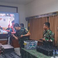 Pastikan Kesiapan Alat Komunikasi, Kodim 1710/Mimika Ikuti Vicon dengan Komlekdam XVII/Cenderawasih