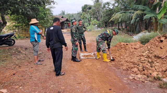 Perkuat Keamanan Lingkungan, TMMD Ke-127 Dirikan Poskamling di Barimbun