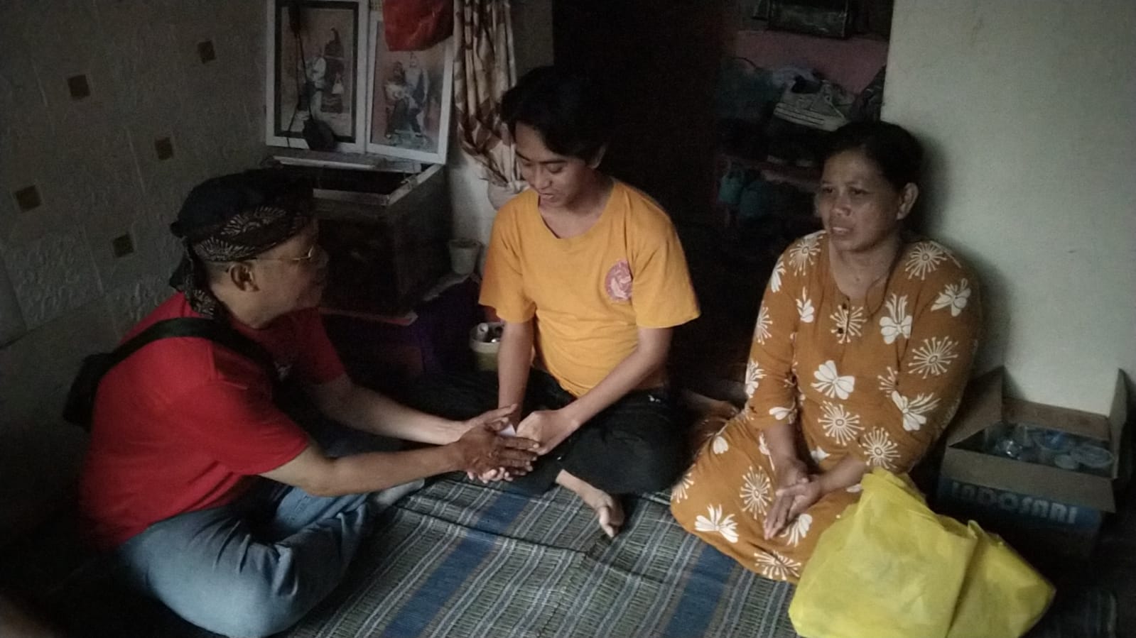 Kepedulian Sosial Wartawan: AWPR Salurkan Bantuan bagi Penderita Tumor Ganas