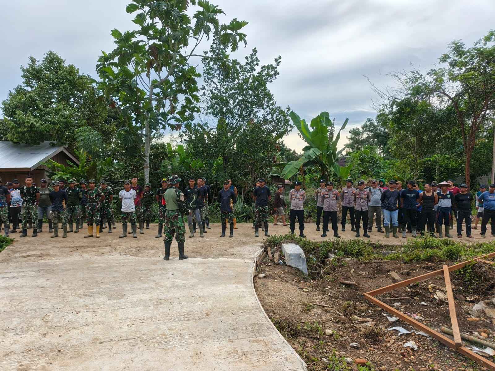 Apel Pagi Jadi Kunci Sukses Pelaksanaan Sasaran Fisik TMMD Wiltas Ke-127